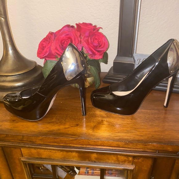 Dress Shoes - Picture 3 of 3